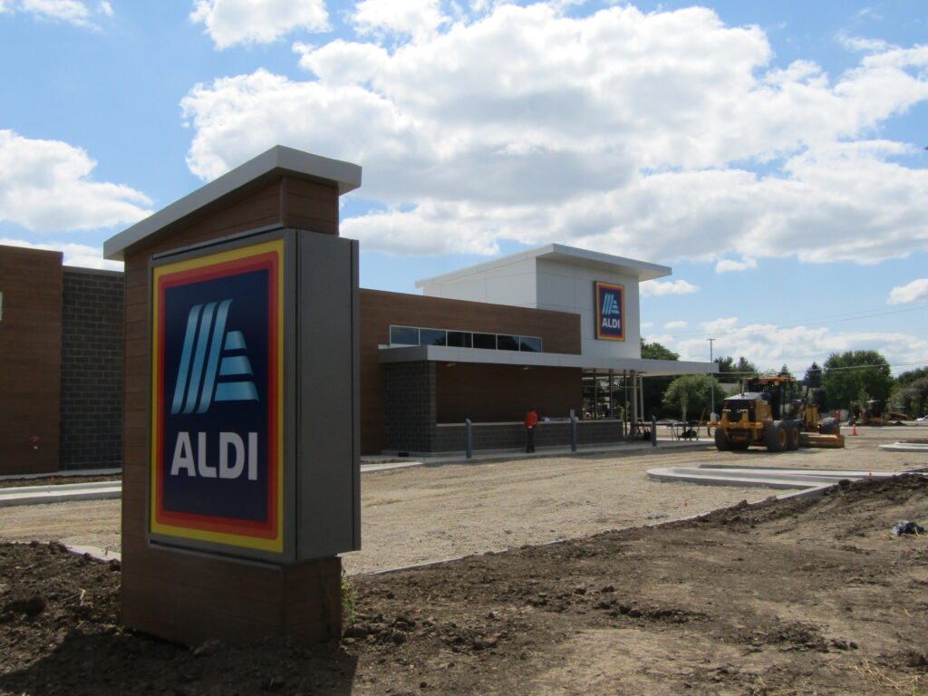 A new Aldi discount grocery store is scheduled to open on Thursday, Sept. 1, at 3221 Devils Glen Road, Bettendorf. CREDIT DAVE THOMPSON