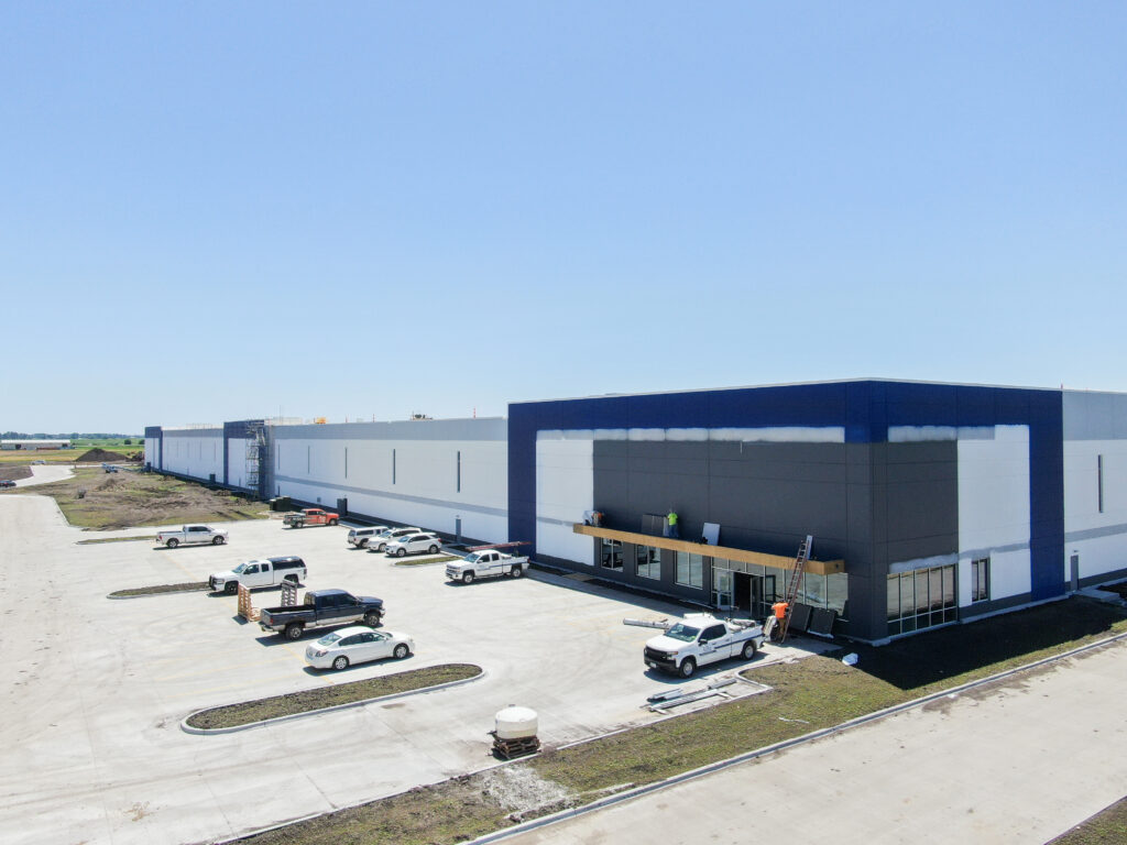 A new 251,100-square-foot single tenant industrial building at 8740 Zenith Ave., Davenport, has been sold to a real estate investment company based in Minneapolis.