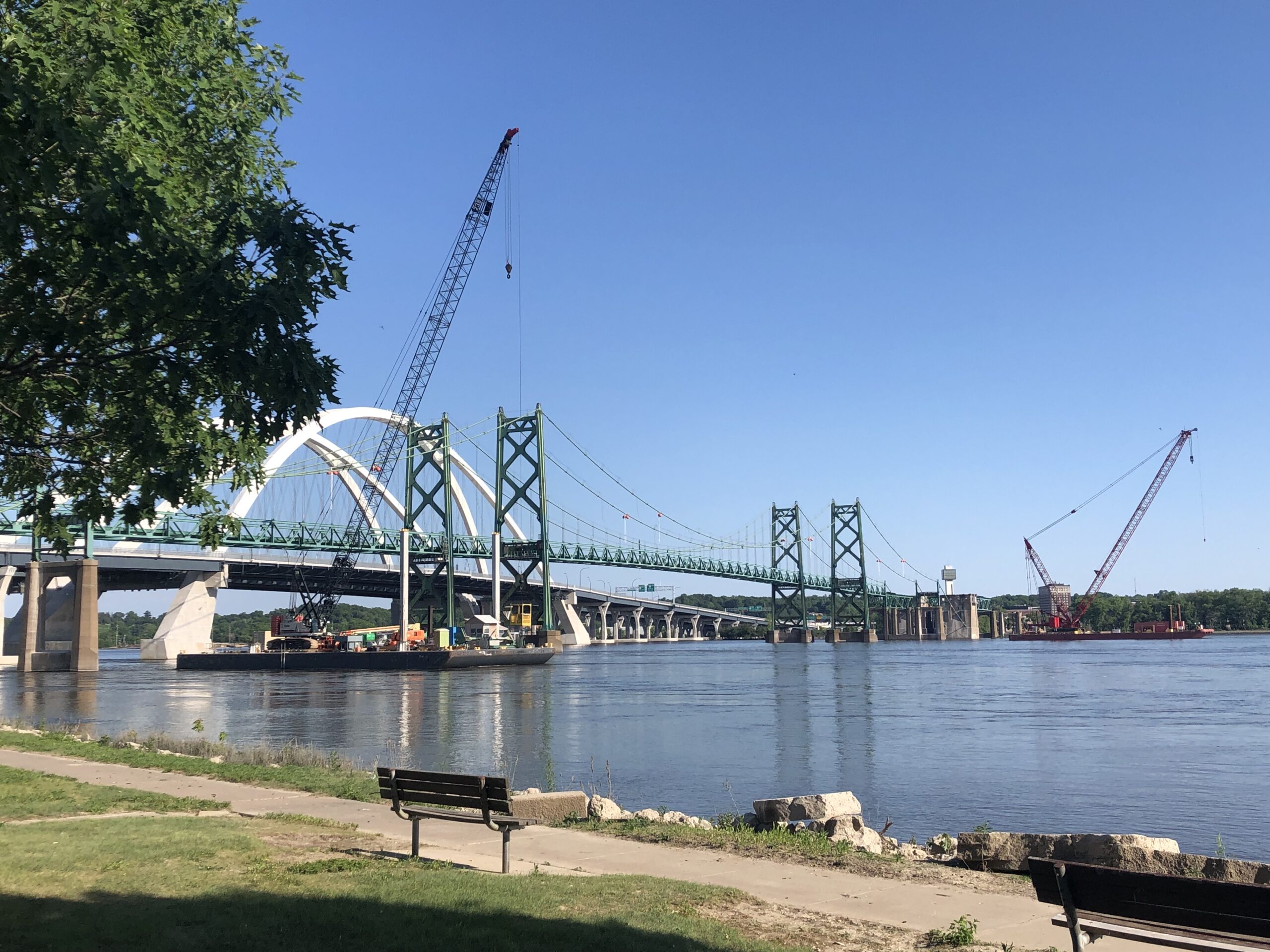 Quad Citians can still have a blast or two with old I-74 Bridge, image size:2560x1920