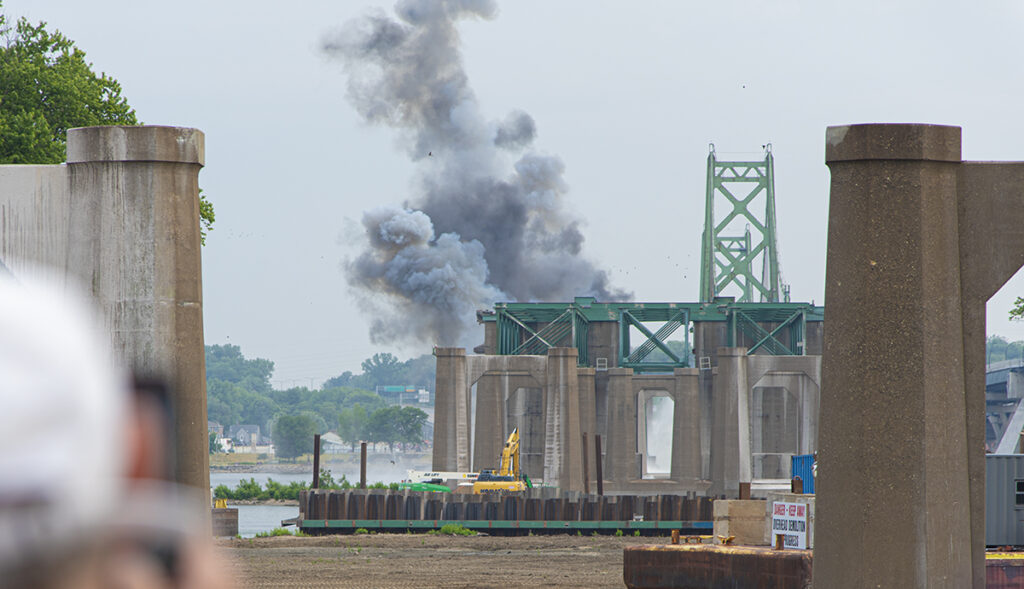Old I-74 bridge demo