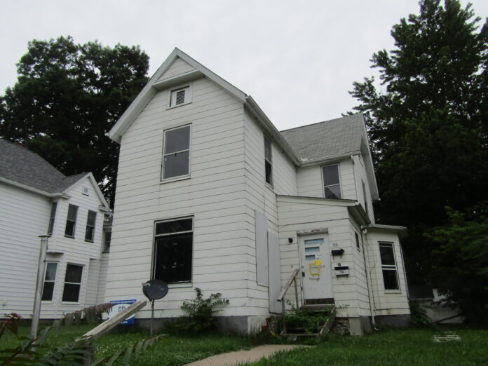 R4 Rejuvenate housing